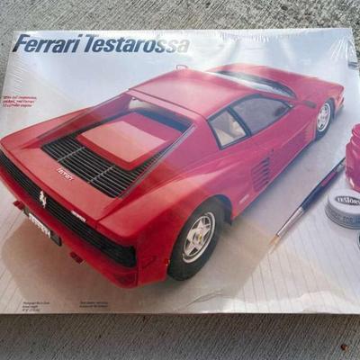 KKS057 Ferrari Testarossa 1/16 Scale Model Kit Sealed in Box