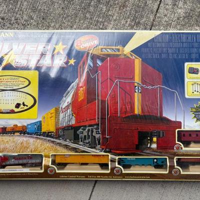 KKS061 Bachmann HO Scale Silver Star Electric Train Set Brand New in Sealed Box