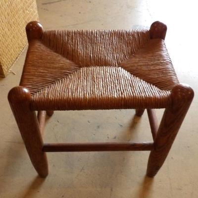 Sale Photo Thumbnail #663: 3pm