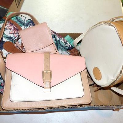 Sale Photo Thumbnail #654: 3pm