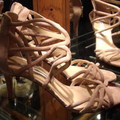 Sale Photo Thumbnail #349