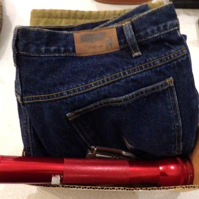 Sale Photo Thumbnail #599: 3pm