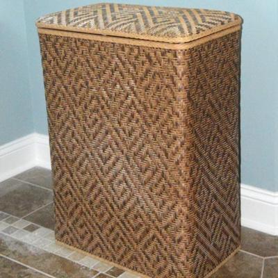 Sale Photo Thumbnail #497: 3pm