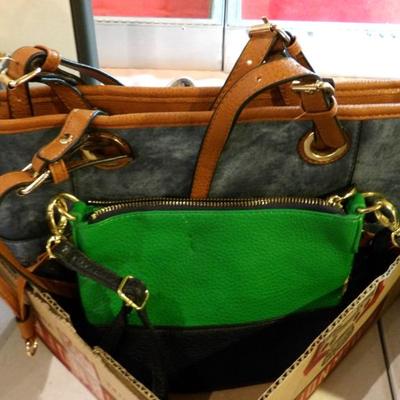 Sale Photo Thumbnail #649: 3pm