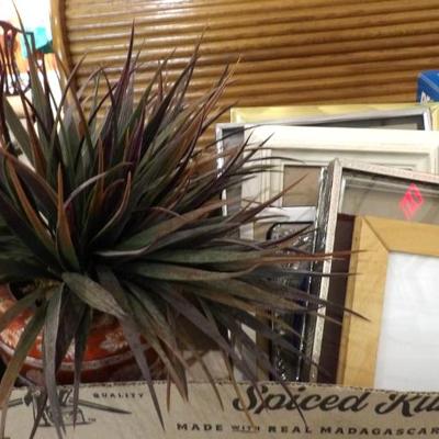 Sale Photo Thumbnail #688: 3pm