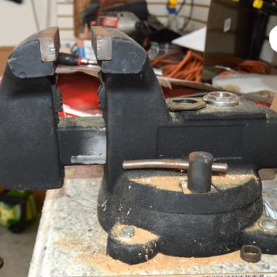 Sale Photo Thumbnail #509: 3pm