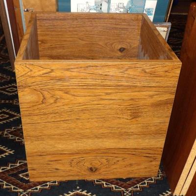 Sale Photo Thumbnail #668: 3pm