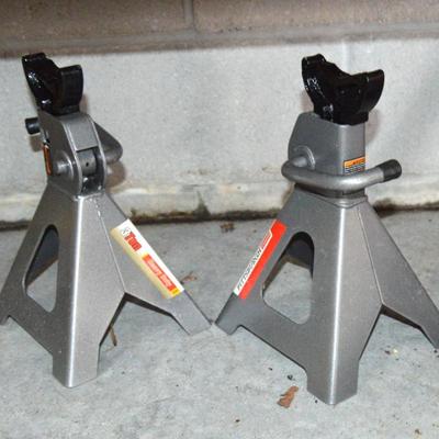 Sale Photo Thumbnail #518: 3pm