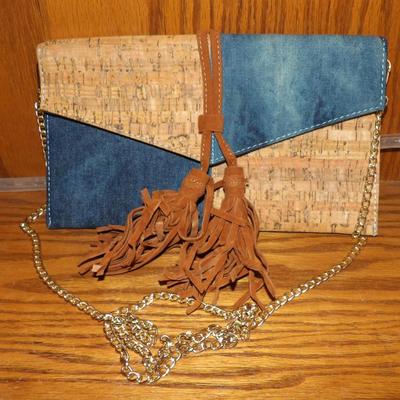 Sale Photo Thumbnail #594