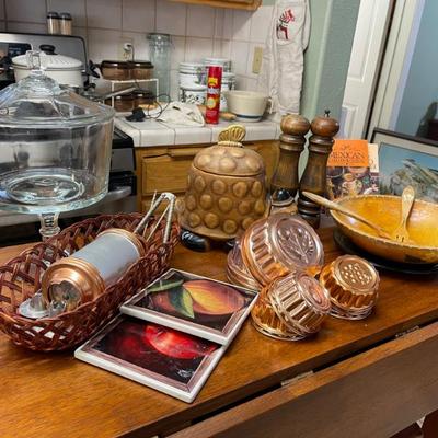 Sale Photo Thumbnail #50: Kitchen 