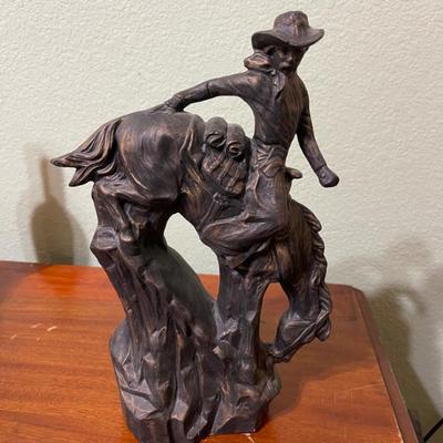 Sale Photo Thumbnail #44: Statue 