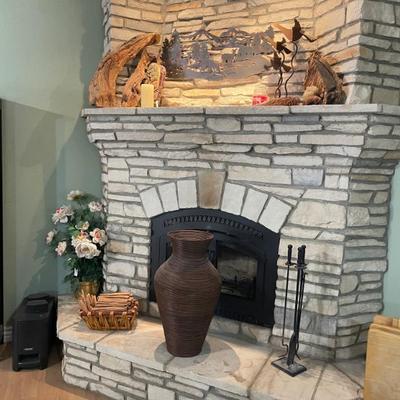 Sale Photo Thumbnail #70: Decor 