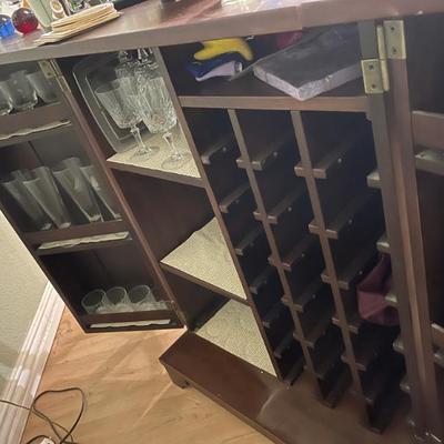 Sale Photo Thumbnail #110: Inside  of folding bar 
