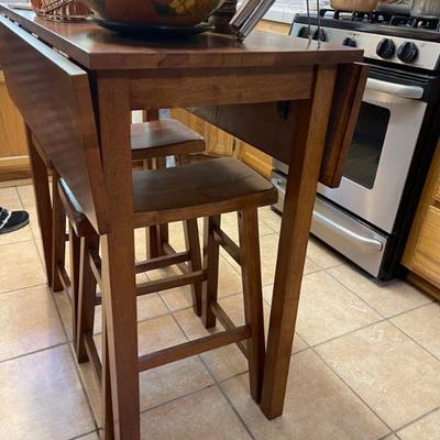 Sale Photo Thumbnail #7: Bar stool height dining table 
