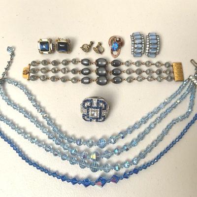 Blue Vintage Jewelry 