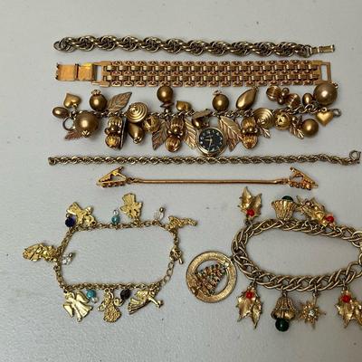 Charm Bracelets 