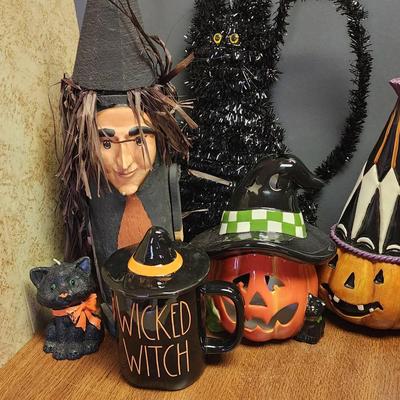 Witches And Cats