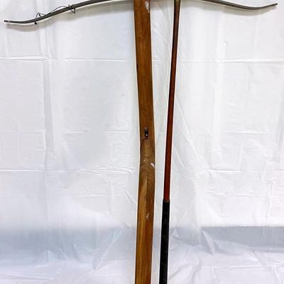 Vintage “Harry C. Lee & Co.” Golf Club & Crossbow