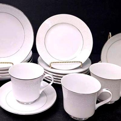"Crown Victoria" Lovelace China Set #2