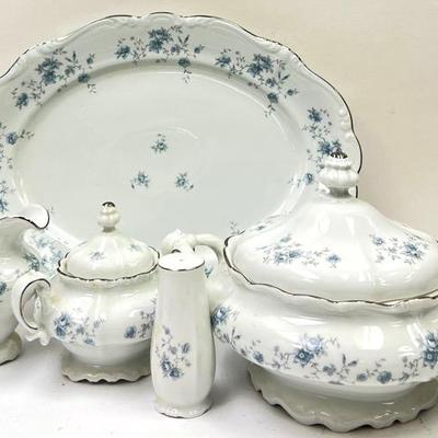 “Johann Haviland” Blue Garland China Collection 