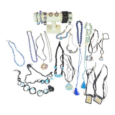 Blues And Blacks - Necklaces, Bracelets And Earrings 