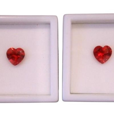 2 Red Heart Labradorite, 1.25 CT