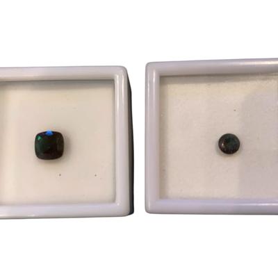 Green Labradorite: Round 0.35 CT And Cushion 1.00 CT
