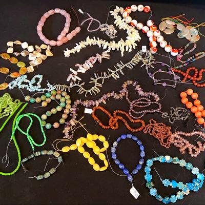 Large Lot Of Natural Stones - Lot 4