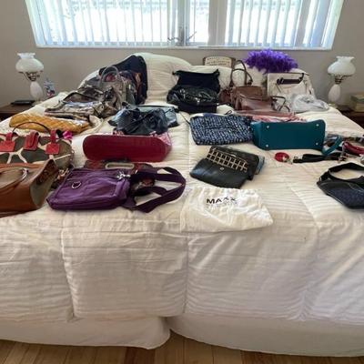 Sale Photo Thumbnail #156