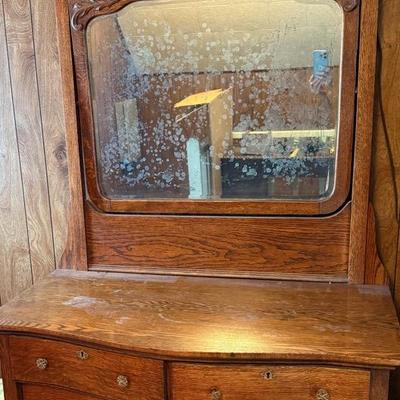 Antique Bow-Front 4 Drawer Dresser
