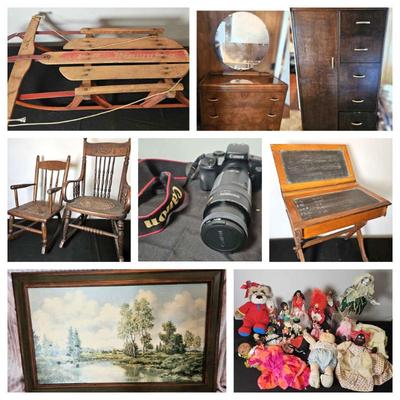 Estate sale photo