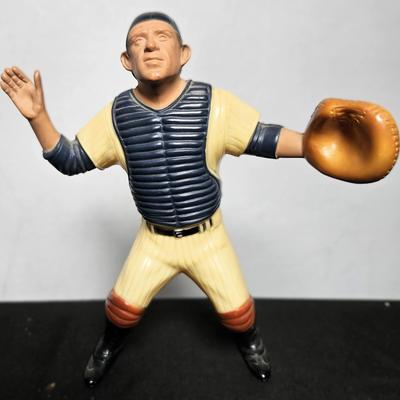 Yogi Berra Hartland Statue