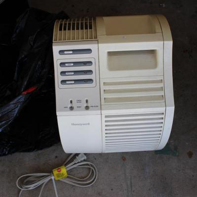 Sale Photo Thumbnail #202: HEPA air cleaner