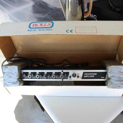Sale Photo Thumbnail #156: Headphone distribution amp