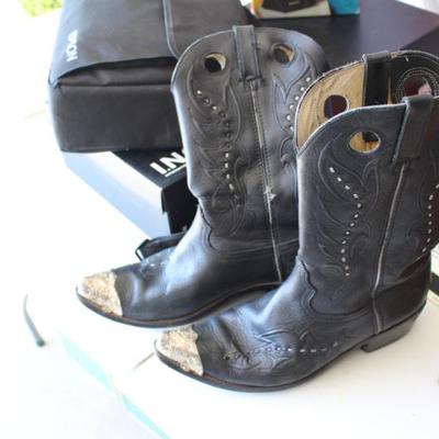 Sale Photo Thumbnail #162: Men's boots size 10 with tips