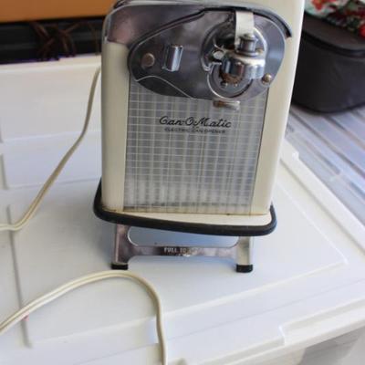 Sale Photo Thumbnail #215: Vintage can opener 