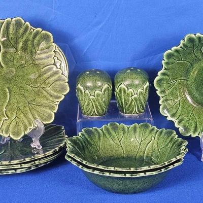 Steubenville Woodfield 'Tropical Green' Berry Bowls (3), Bread/Butter Plates (4) + Shakers (2)