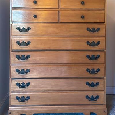 Gimbel’s Parkleigh Manor Chest Of 4 Drawers