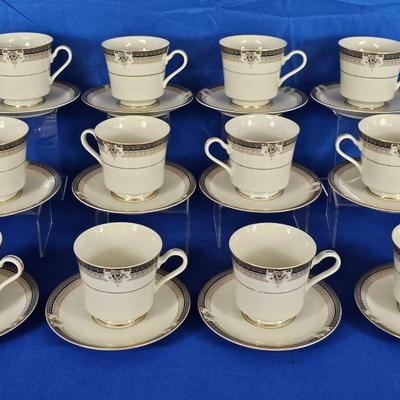 Mikasa Grand Ivory 'Tropez' Teacups (12) + Saucers (12)