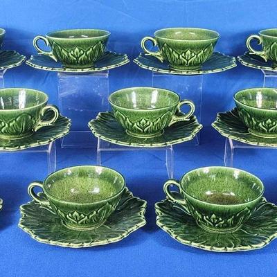 Steubenville Woodfield 'Tropical Green' Teacups (11) + Saucers (11)