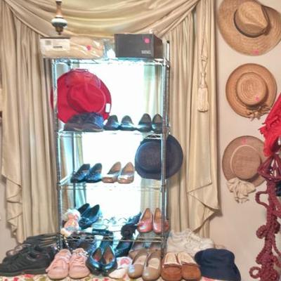 Straw hats, shoes