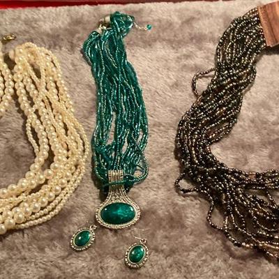 Ball jewelry