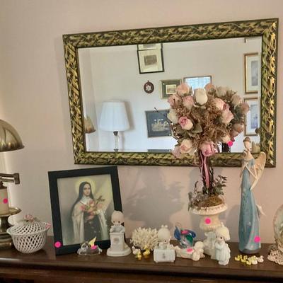 Mirror, religious figures