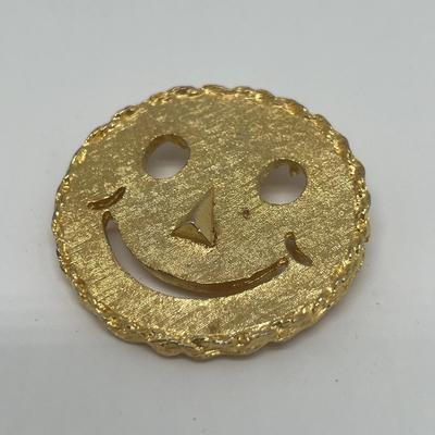 Gold Tone Smiley Face Brooch Pendant