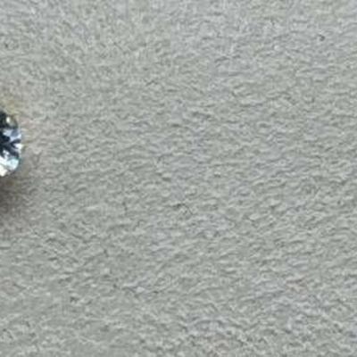 10k Yellow Gold Stud Earrings Clear Stone