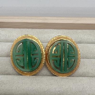 Vendome Clip On Earrings Vintage 