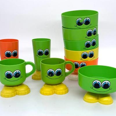 Sale Photo Thumbnail #71: 1970’s Deka Footsie Tootsie cups and bowls