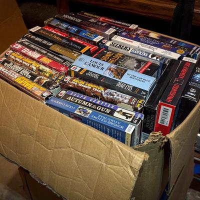 (Box) Cassette Audiobooks – Westerns & Thrillers