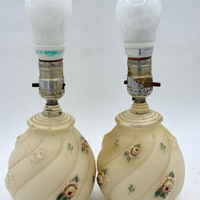 (2) Vintage Floral Lamps 