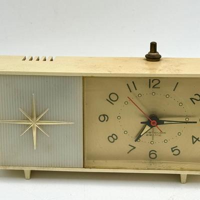 vintage Westclox Moonbeam alarm clock